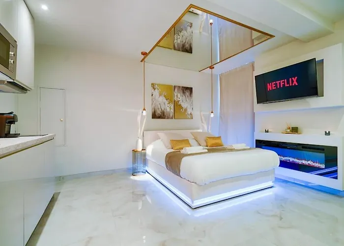 Welcome To Luxury Dream